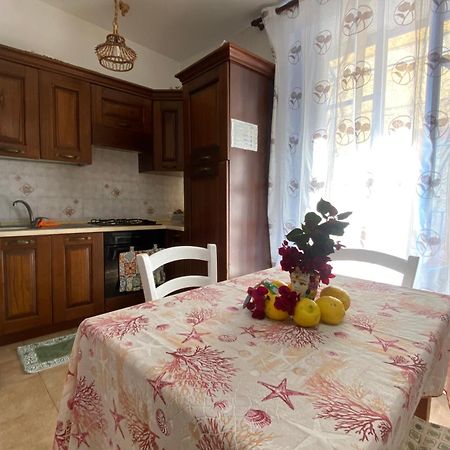 Ferienwohnung Lipari Centro Storico Flat 7 Mins From Port Exterior foto