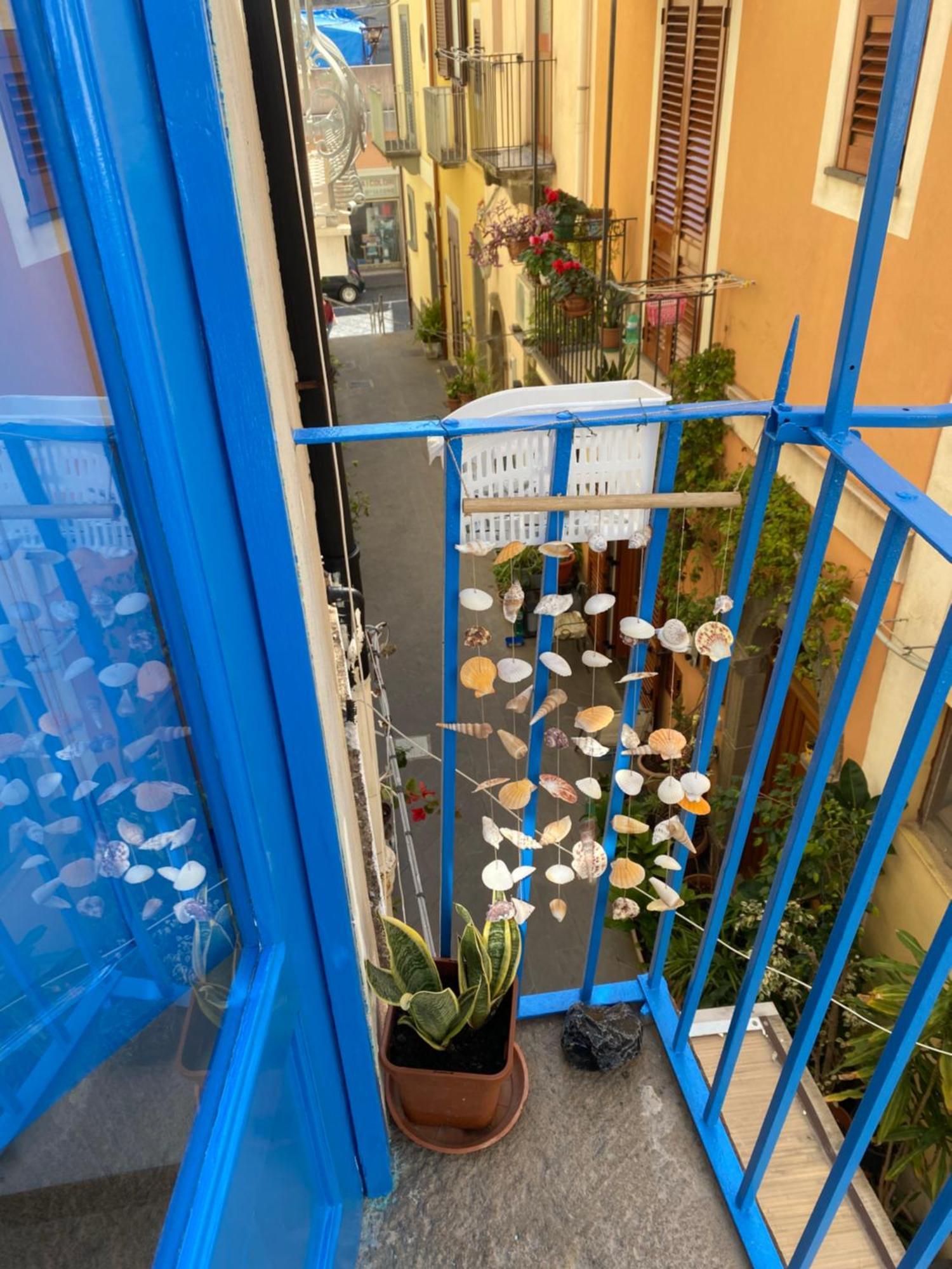 Ferienwohnung Lipari Centro Storico Flat 7 Mins From Port Exterior foto